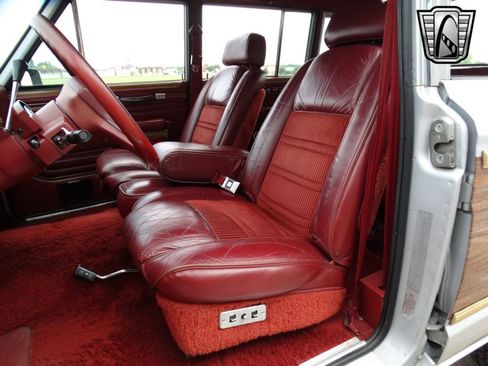 Used 1986 Jeep Grand Wagoneer image 22