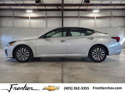 Used 2024 Nissan Altima 2.5 SV