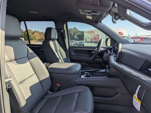 New 2026 Chevrolet Tahoe LT w/ Comfort Package image 33