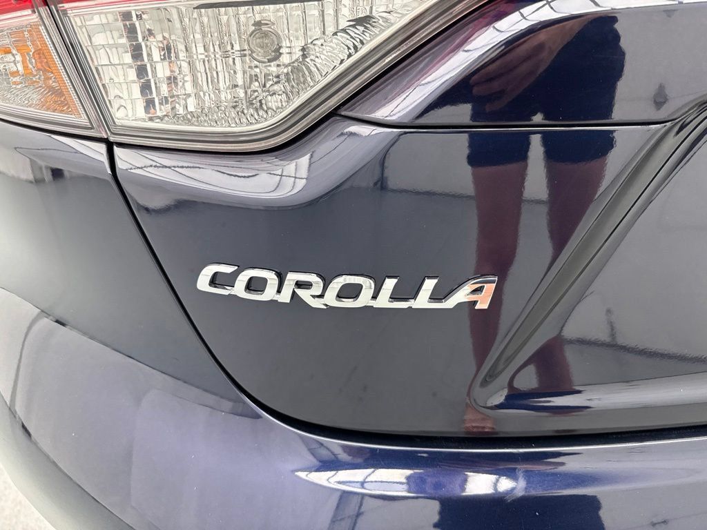 Used 2024 Toyota Corolla LE FWD image 10