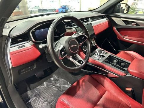 Used 2023 Jaguar F-PACE R-Dynamic S image 14