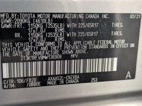 Used 2021 Toyota RAV4 LE FWD image 27