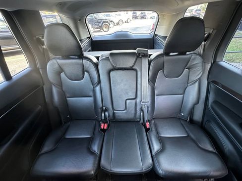 Used 2017 Volvo XC90 T5 Momentum w/ Vision Package image 35