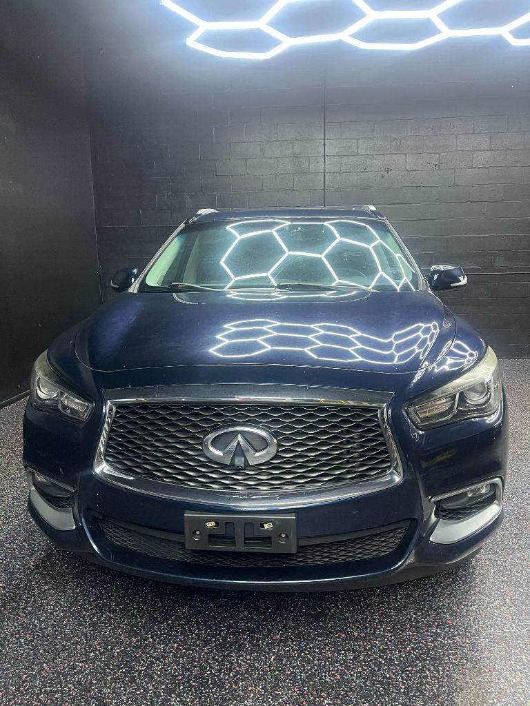 Used 2016 INFINITI QX60 Luxe w/ Premium Plus Package AWD/4WD image 2