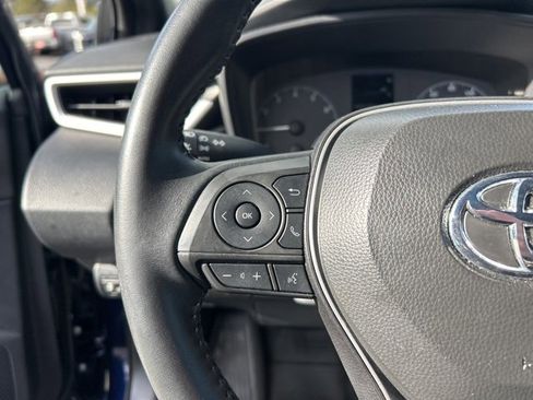 Used 2025 Toyota Corolla SE image 18