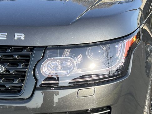Used 2017 Land Rover Range Rover Supercharged image 12