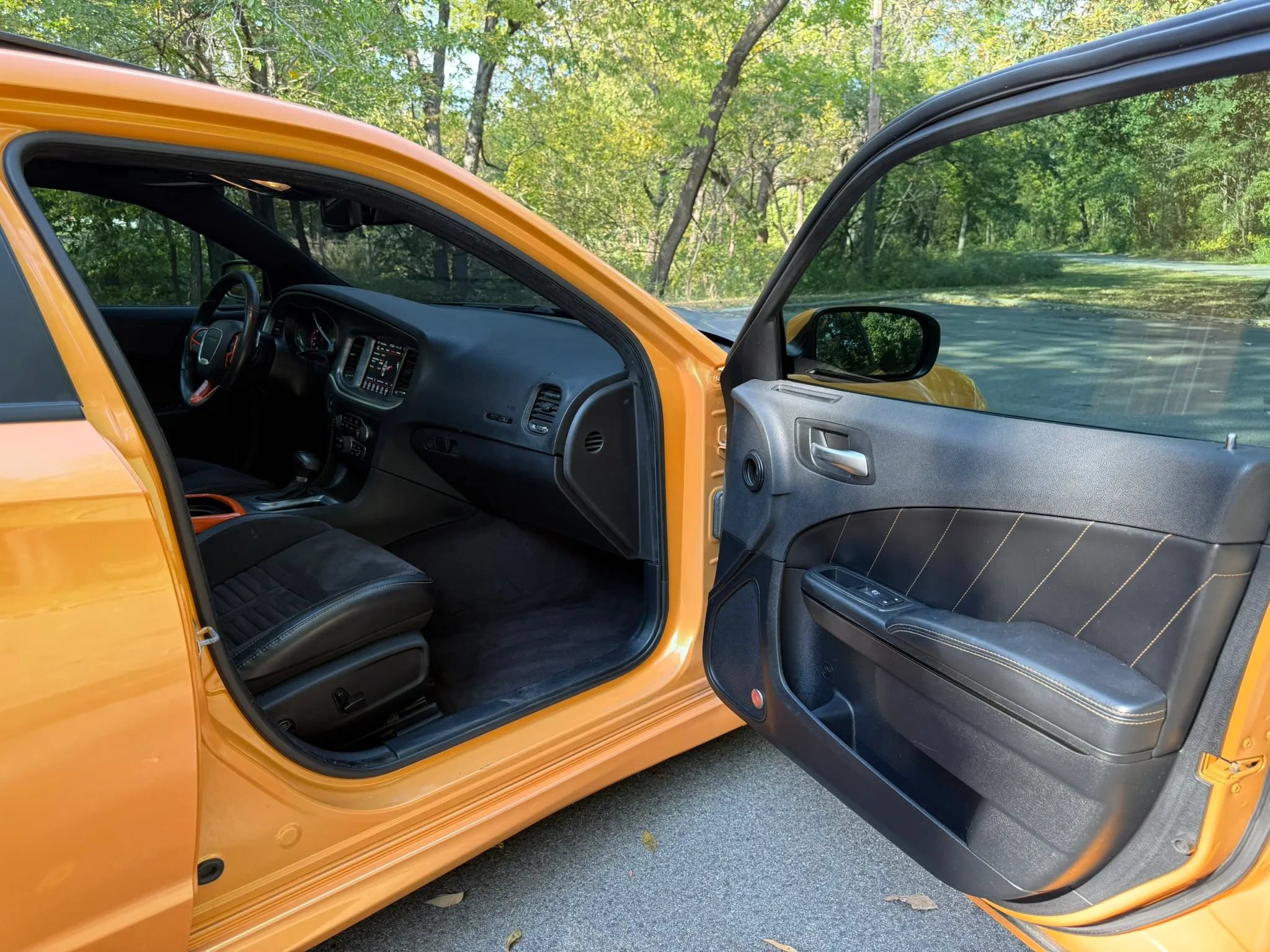 Used 2017 Dodge Charger R/T RWD image 18