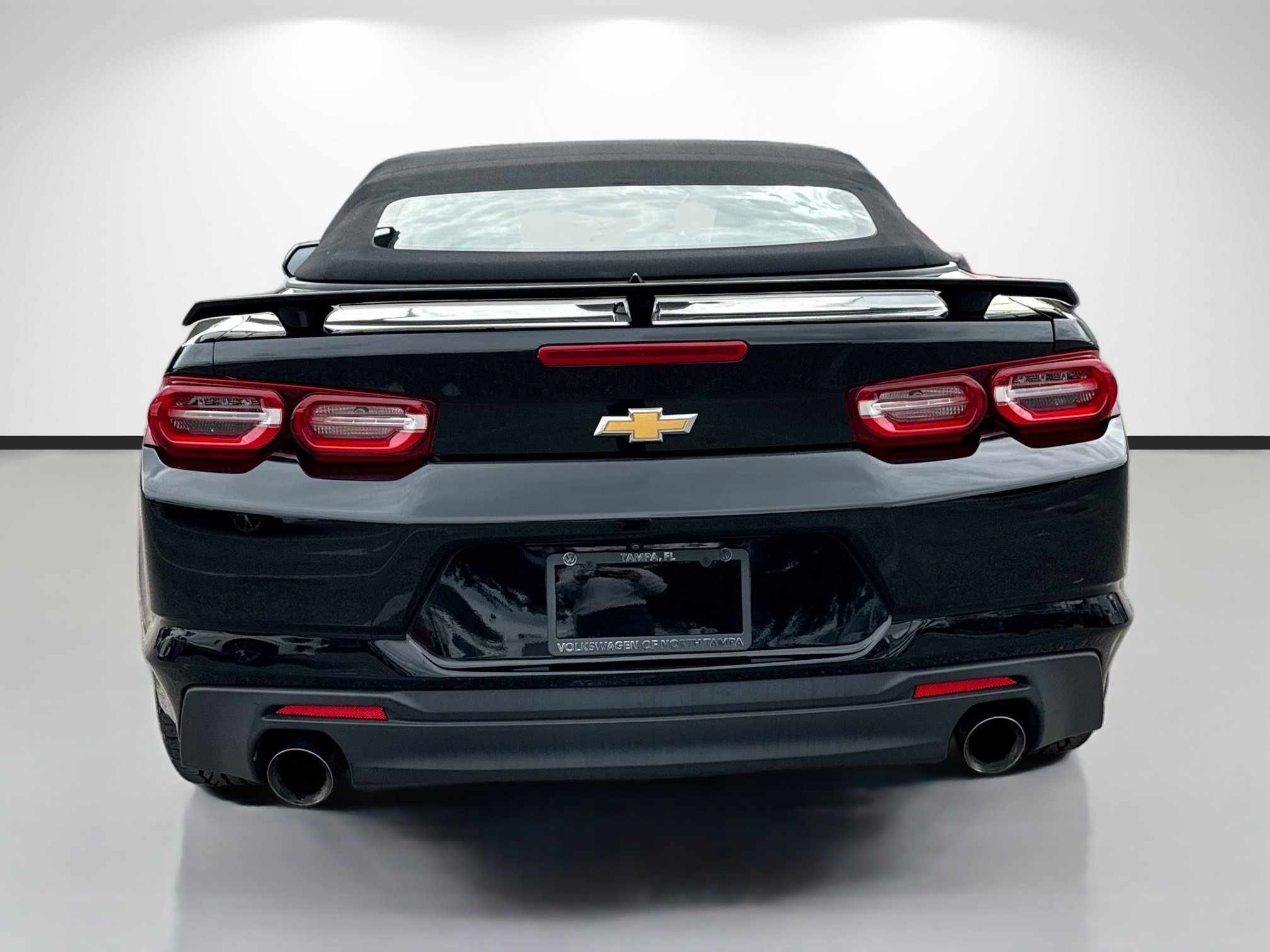 Used 2021 Chevrolet Camaro LT w/ Technology Package RWD image 4