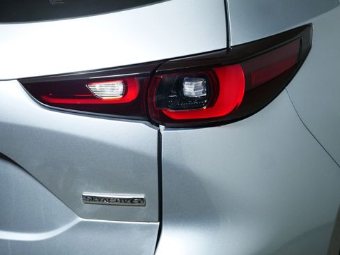 Used 2023 MAZDA CX-5 AWD 2.5 S w/ Select Package image 17