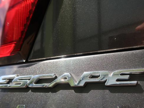 Used 2019 Ford Escape S FWD image 43
