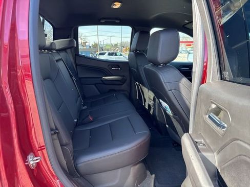 Used 2023 Chevrolet Colorado LT w/ LT Convenience Package III image 10