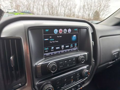 Used 2017 Chevrolet Silverado 1500 LT w/ LT Plus Package image 27