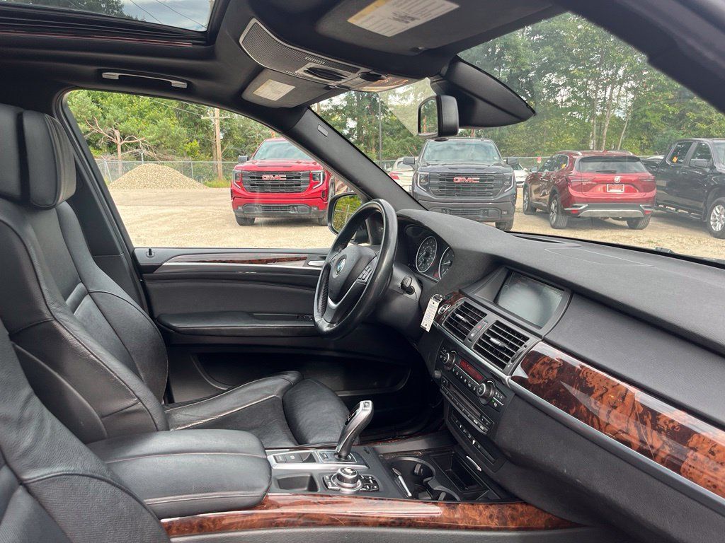 Used 2012 BMW X5 xDrive50i AWD/4WD image 35