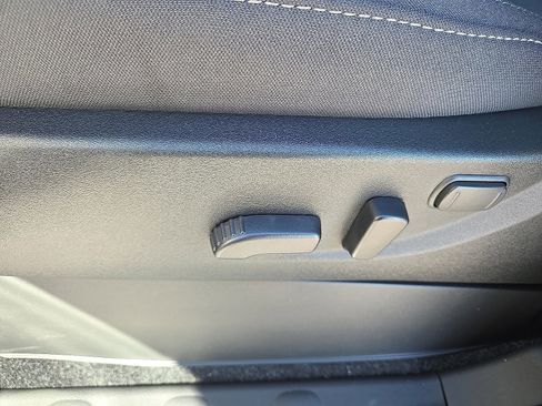 New 2026 Nissan Frontier SV image 14