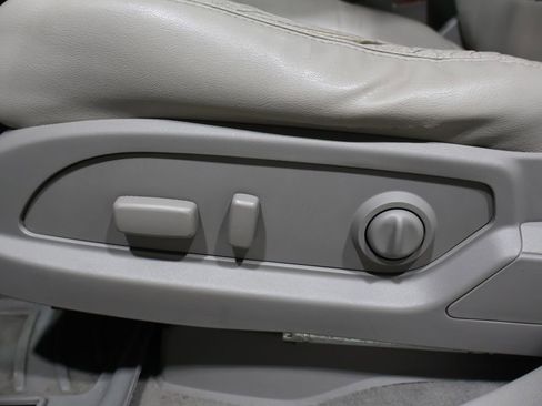 Used 2014 Buick Enclave Premium w/ Trailering Provision Package image 12