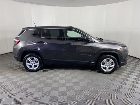Used 2023 Jeep Compass Sport AWD/4WD image 5