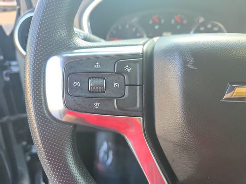 Used 2024 Chevrolet Blazer LT w/ Convenience Package FWD image 17