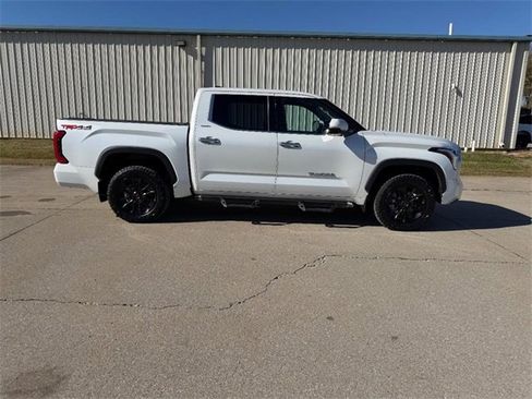 Used 2023 Toyota Tundra Limited image 2
