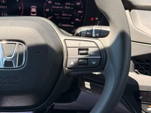 Used 2023 Honda Accord EX image 24