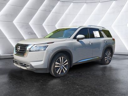 Used 2022 Nissan Pathfinder Platinum