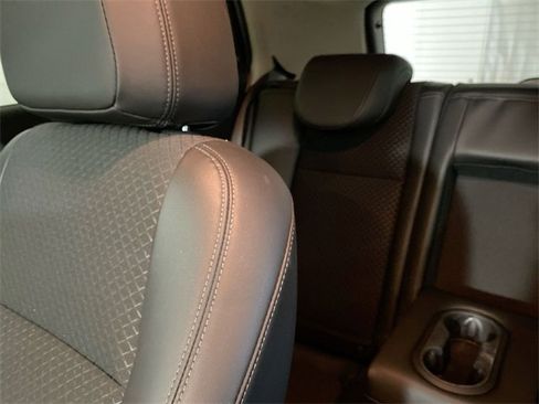 Certified 2022 Buick Encore Preferred w/ Safety Package image 12