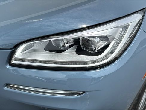 Used 2025 Lincoln Corsair Reserve FWD image 6