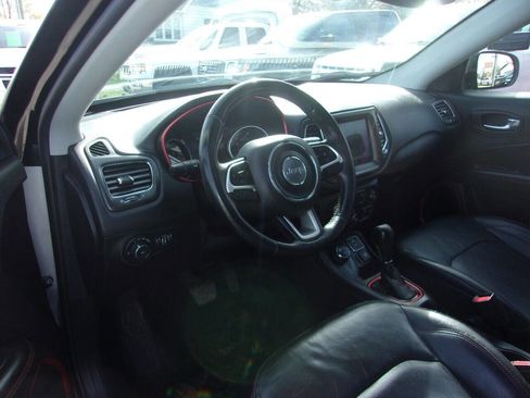 Used 2017 Jeep Compass Trailhawk w/ Leather Interior Group image 5