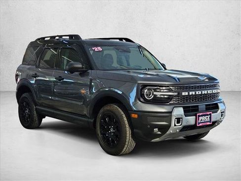 Used 2025 Ford Bronco Sport Badlands w/ Badlands Tech Package AWD/4WD image 3