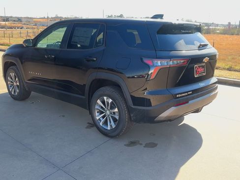 New 2026 Chevrolet Equinox LT w/ Convenience Package II image 7