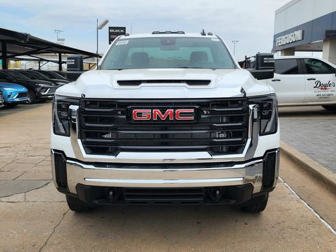 New 2026 GMC Sierra 3500 Pro w/ Convenience Package AWD/4WD image 8