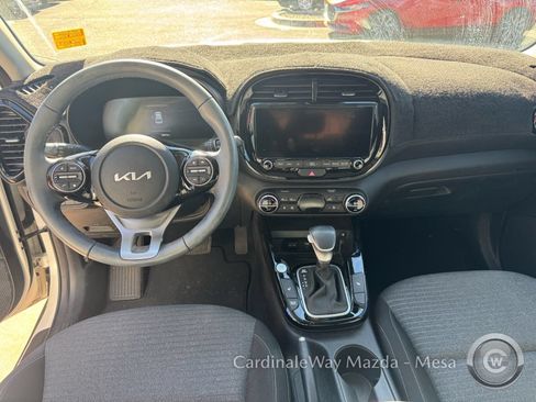 Used 2023 Kia Soul EX FWD image 12