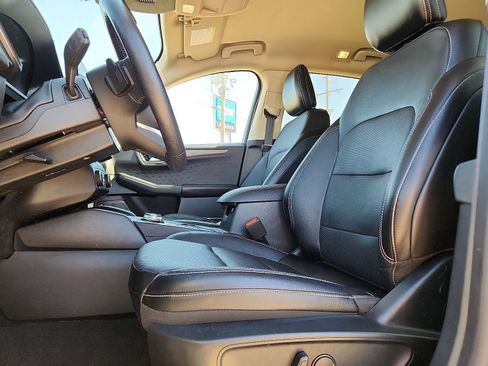 Used 2020 Ford Escape Titanium AWD/4WD image 13