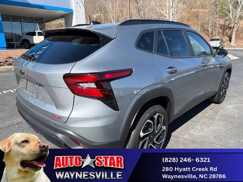 New 2026 Chevrolet Trax RS w/ Driver Confidence Package image 3