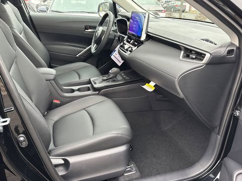 New 2026 Toyota Corolla Cross XLE image 11