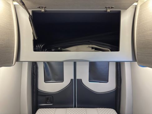 Used 2023 Mercedes-Benz Sprinter 3500 w/ Parking Package image 75