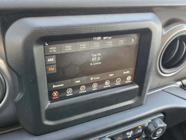 Used 2023 Jeep Wrangler Unlimited Sport AWD/4WD image 17