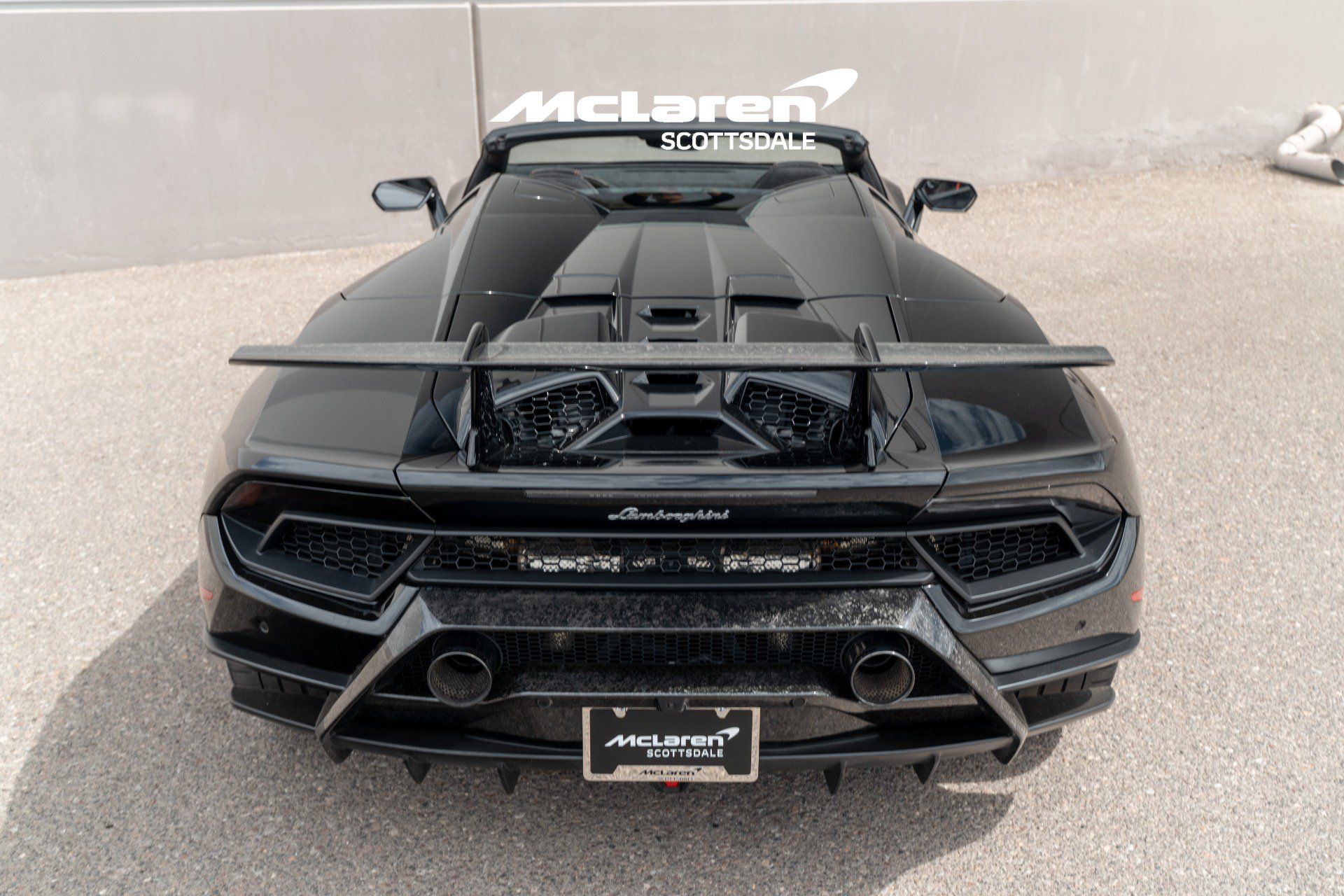 Used 2019 Lamborghini Huracan Performante AWD/4WD image 30