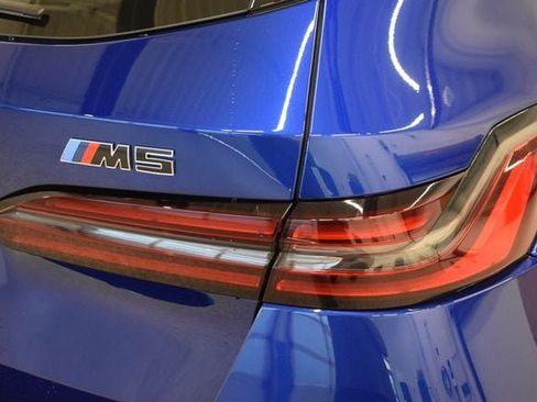 New 2027 BMW M5 Touring AWD/4WD image 12