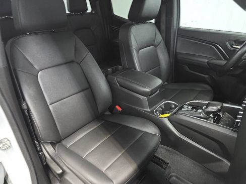 Used 2023 GMC Canyon Elevation w/ Elevation Premium Package AWD/4WD image 14