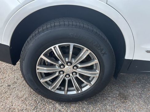 Used 2019 Cadillac XT5 Luxury AWD/4WD image 19