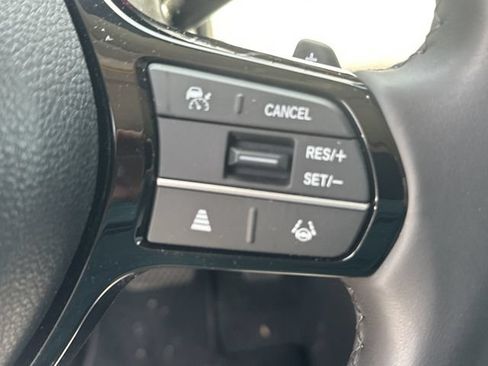 Used 2024 Honda Pilot Touring image 21