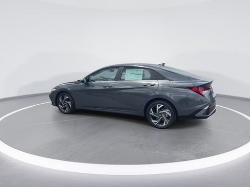 New 2026 Hyundai Elantra Limited w/ Cargo Package FWD image 6