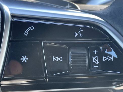 Used 2025 Audi A6 2.0T Premium w/ Convenience Plus Package image 24