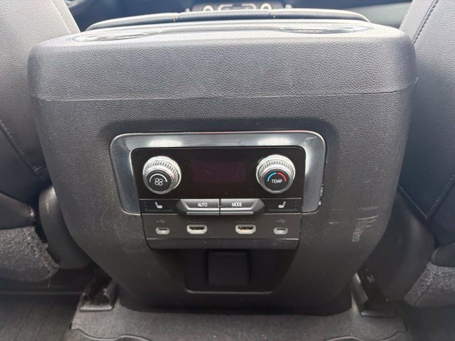 Used 2021 GMC Yukon AT4 w/ Rear Media and Nav Package AWD/4WD image 21
