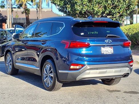 Used 2019 Hyundai Santa Fe SEL image 3