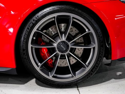 Used 2015 Porsche 911 GT3 RWD image 44