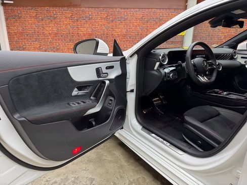 Used 2025 Mercedes-Benz CLA 35 AMG CLA 35 AMGﾮ image 9
