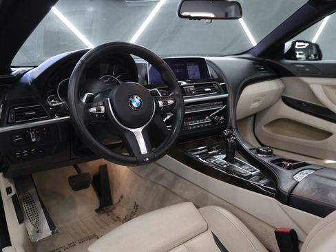 Used 2018 BMW 640i Convertible RWD image 29