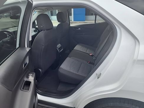Used 2022 Chevrolet Equinox LT AWD/4WD image 15