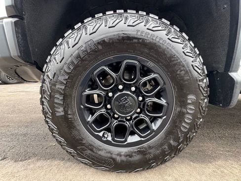 Used 2024 Chevrolet Silverado 2500 ZR2 w/ ZR2 Bison Edition image 60